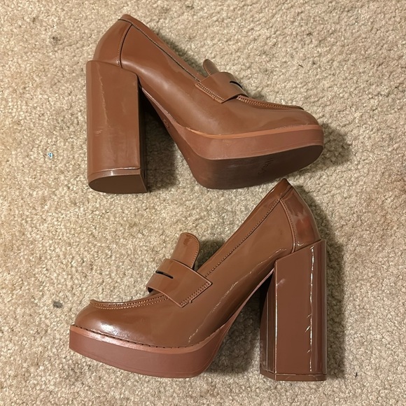 Rouge Helium Shoes - brown platform heels